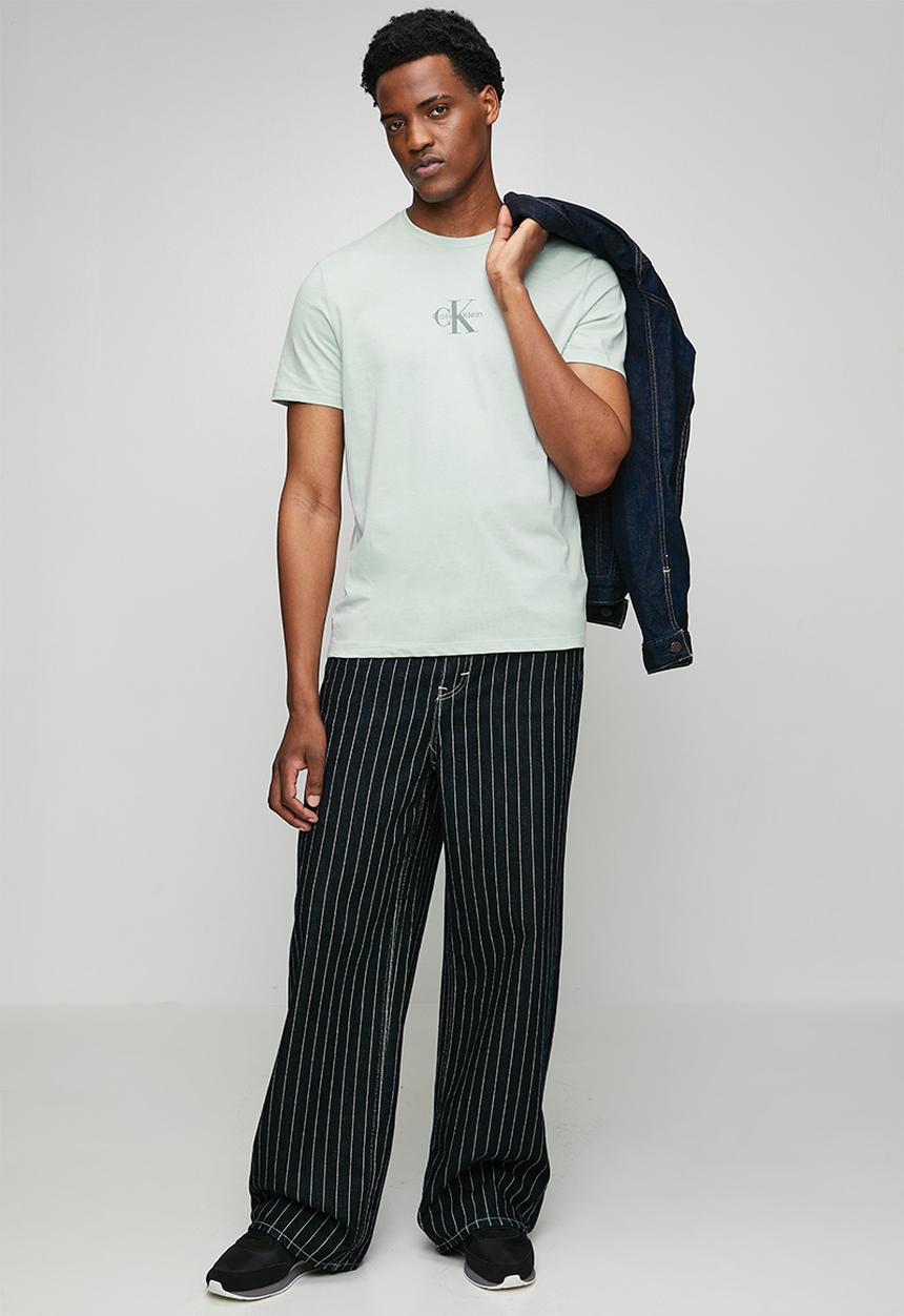 Calvin Klein - Micro monologo graphic tee - pale meadow