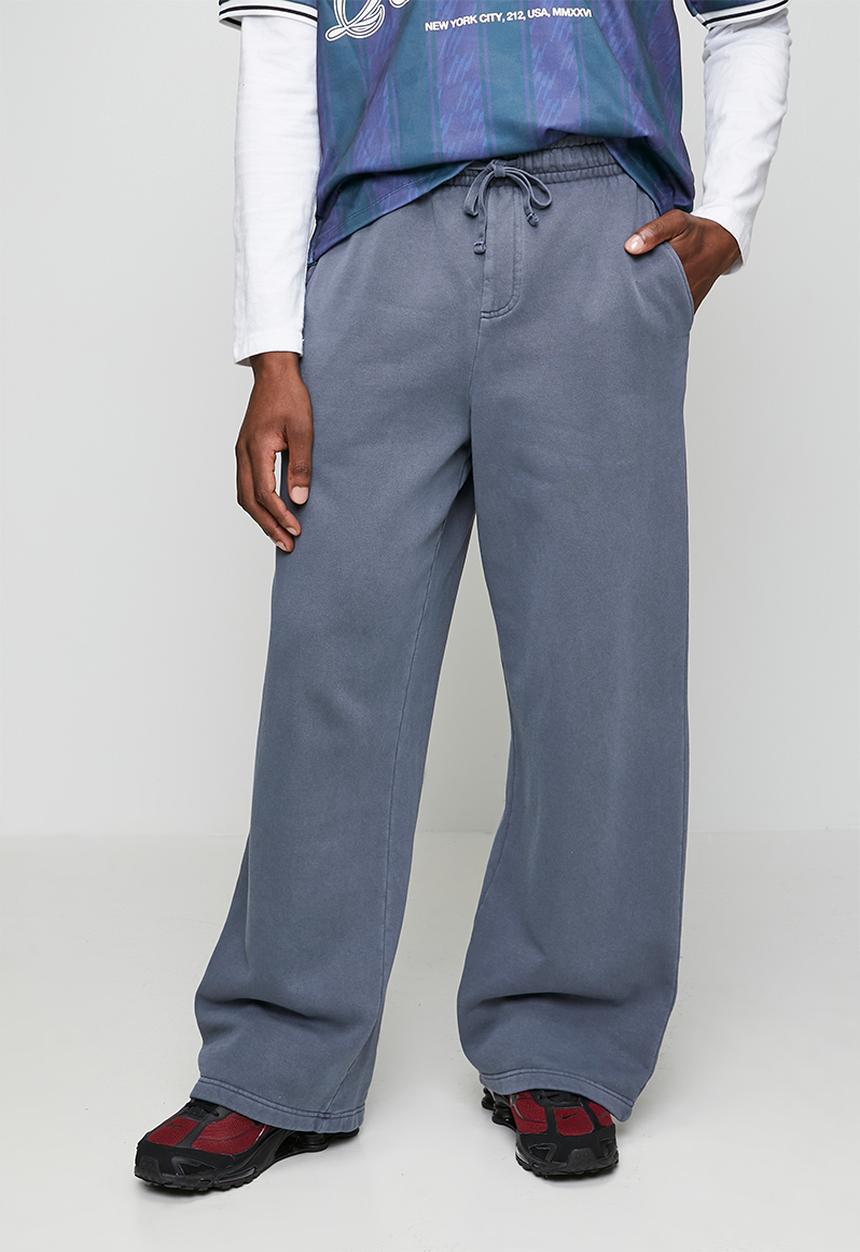 Cotton On - Super Baggy Track Pant - Denim Blue Wash