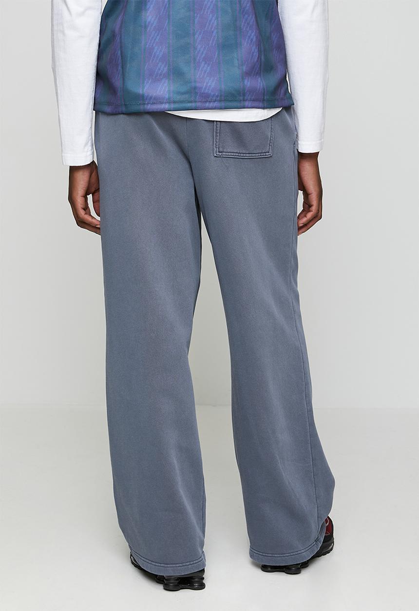 Cotton On - Super Baggy Track Pant - Denim Blue Wash