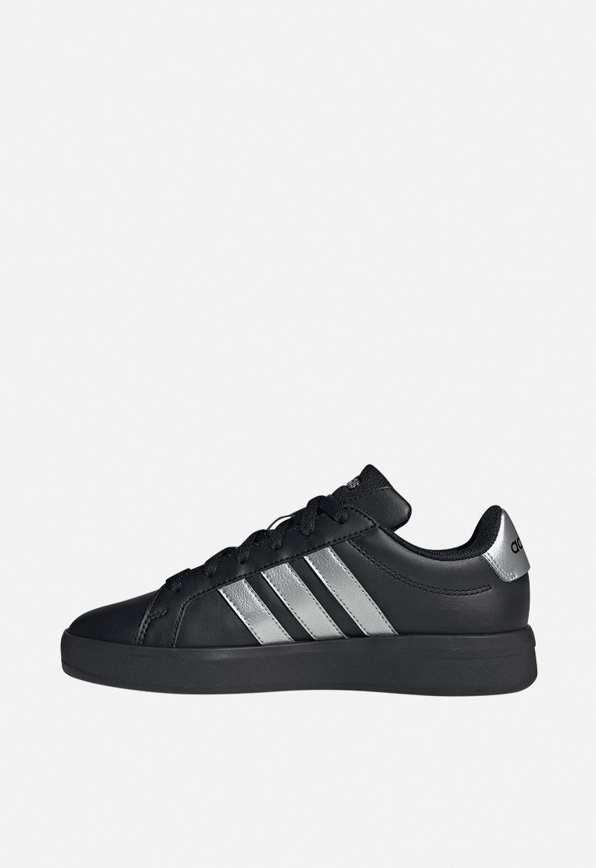 adidas Performance - Grand Court 3.0 J - Core Black/Silver Met./Core Black