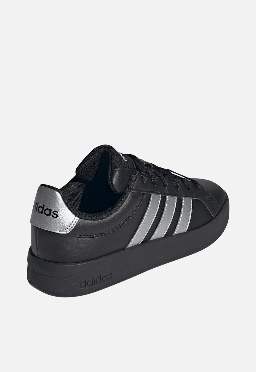 adidas Performance - Grand Court 3.0 J - Core Black/Silver Met./Core Black