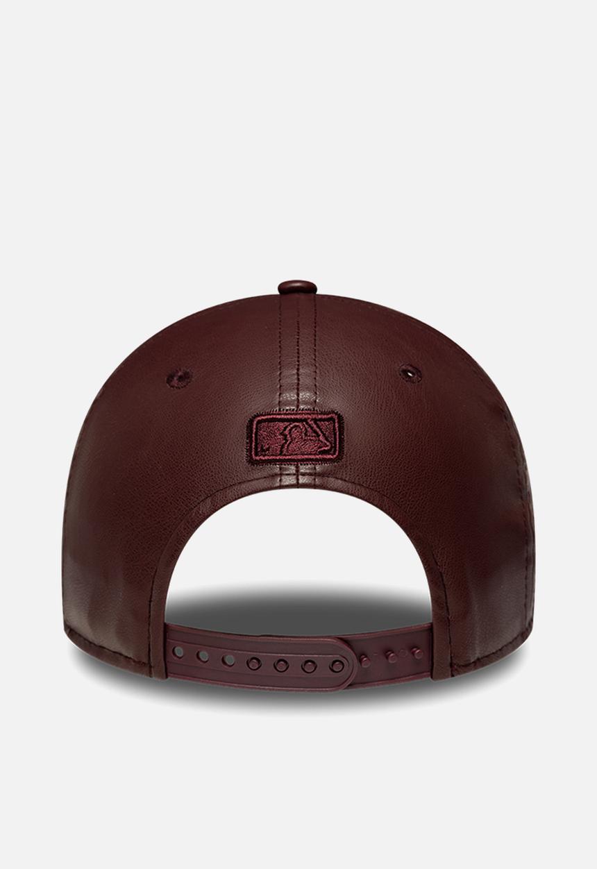 New Era - Female Diamante Pu 9Forty® Mc - Maroon