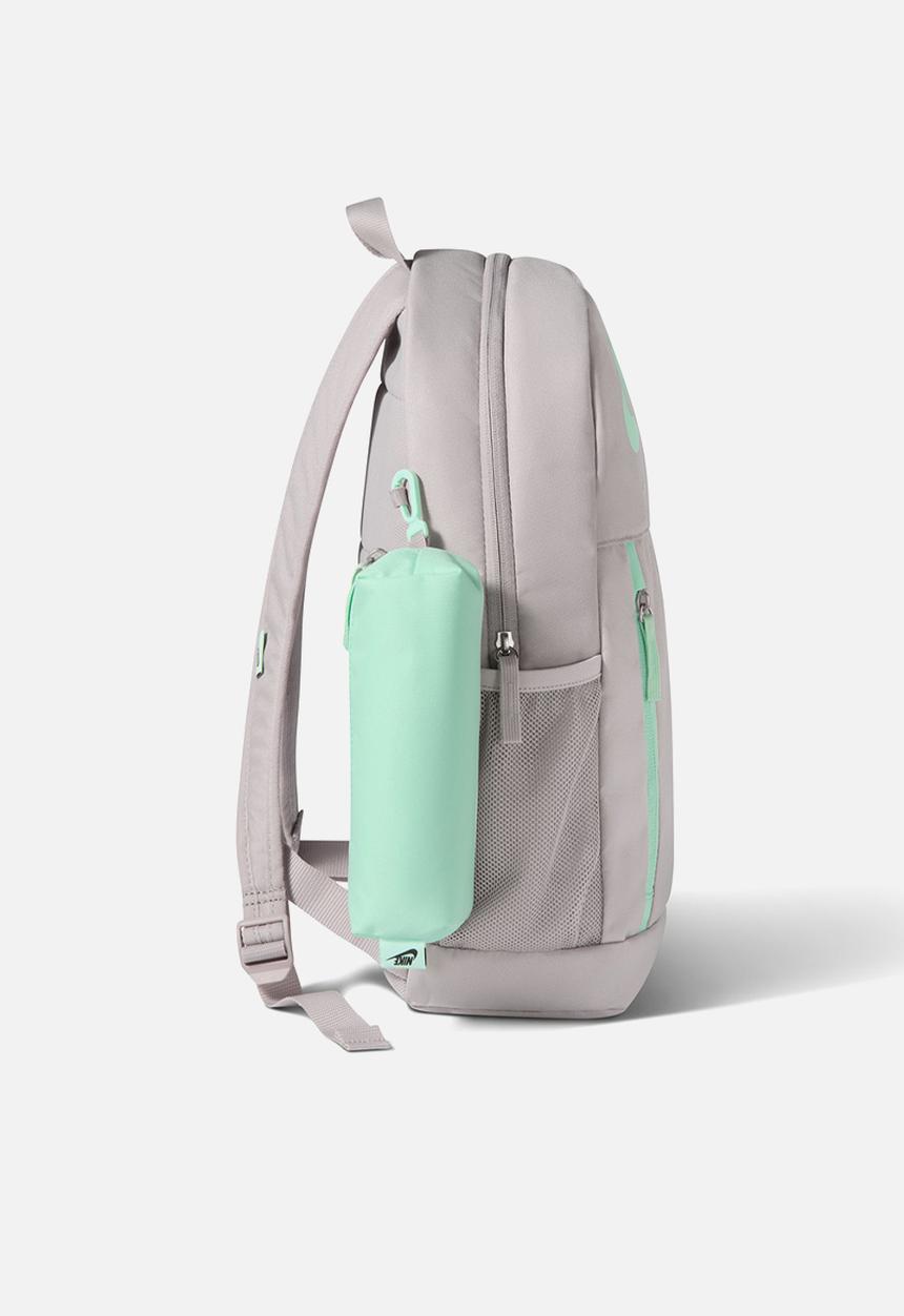 Nike - Nike Elemental