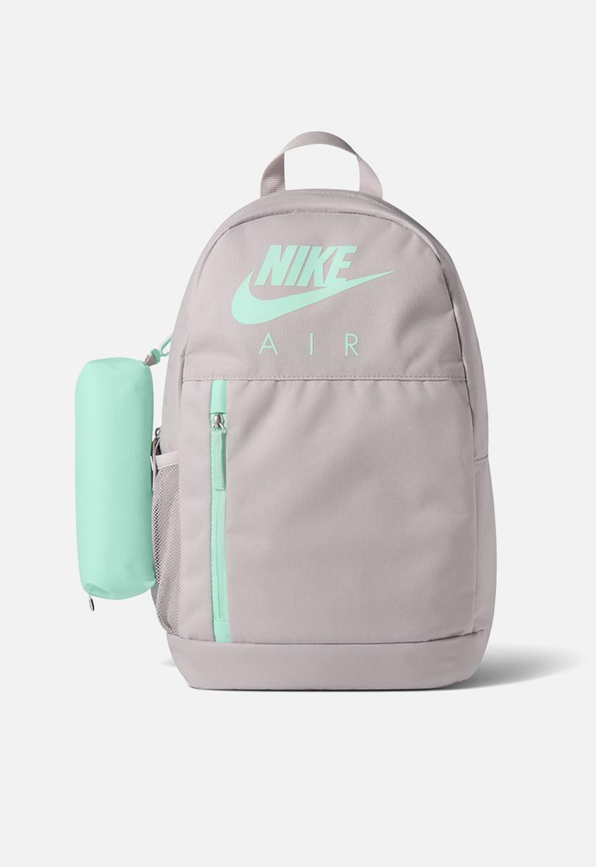 Nike - Nike Elemental