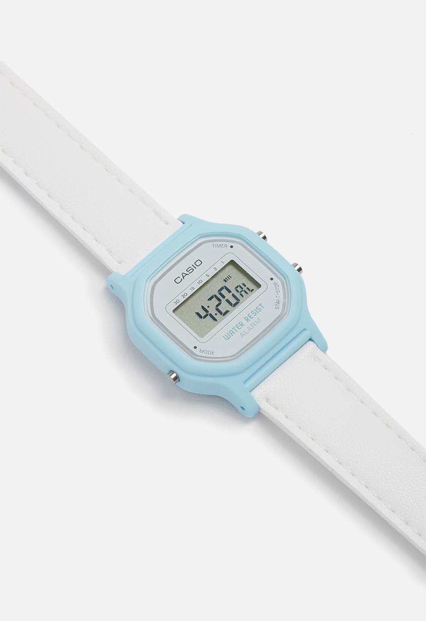 Casio - Digital wrist watch