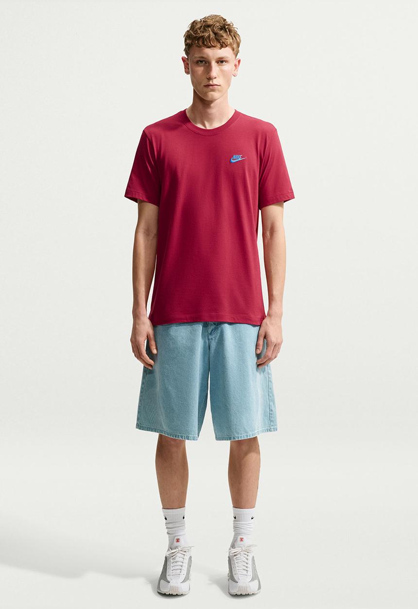 Nike - NSW Club Tee - Tough Red/Football Blue