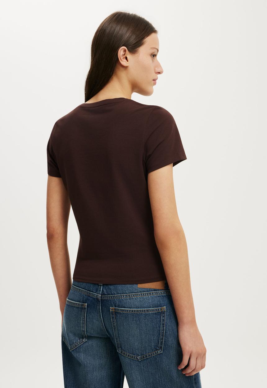 Cotton On - Twist Short Sleeve Tee - Dark Oak