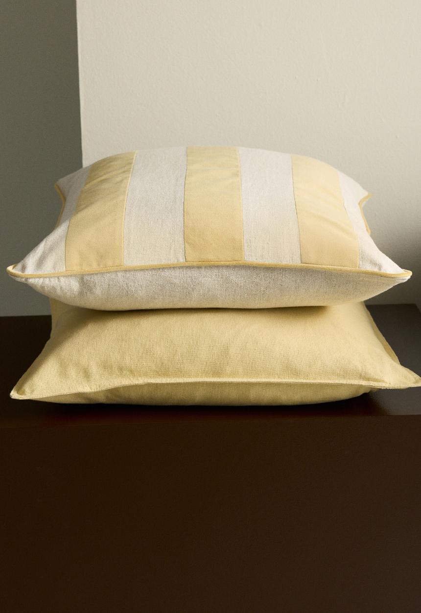 H&M - Linen-blend cushion cover - light yellow