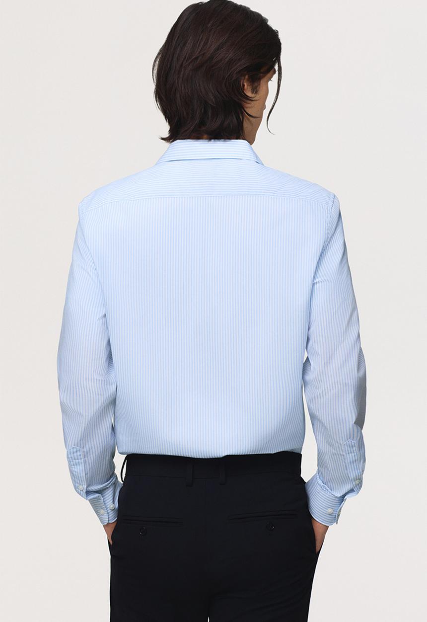 H&M - Slim fit easy-iron shirt - light blue/striped