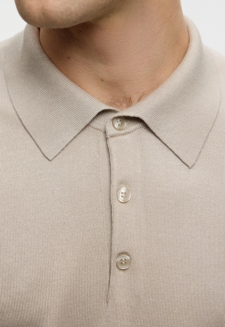 H&M - Regular fit fine-knit polo shirt - light beige