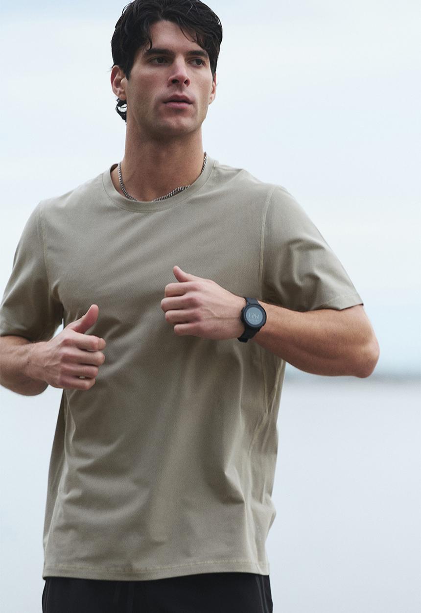 H&M - Running t-shirt with drymove. - dark beige