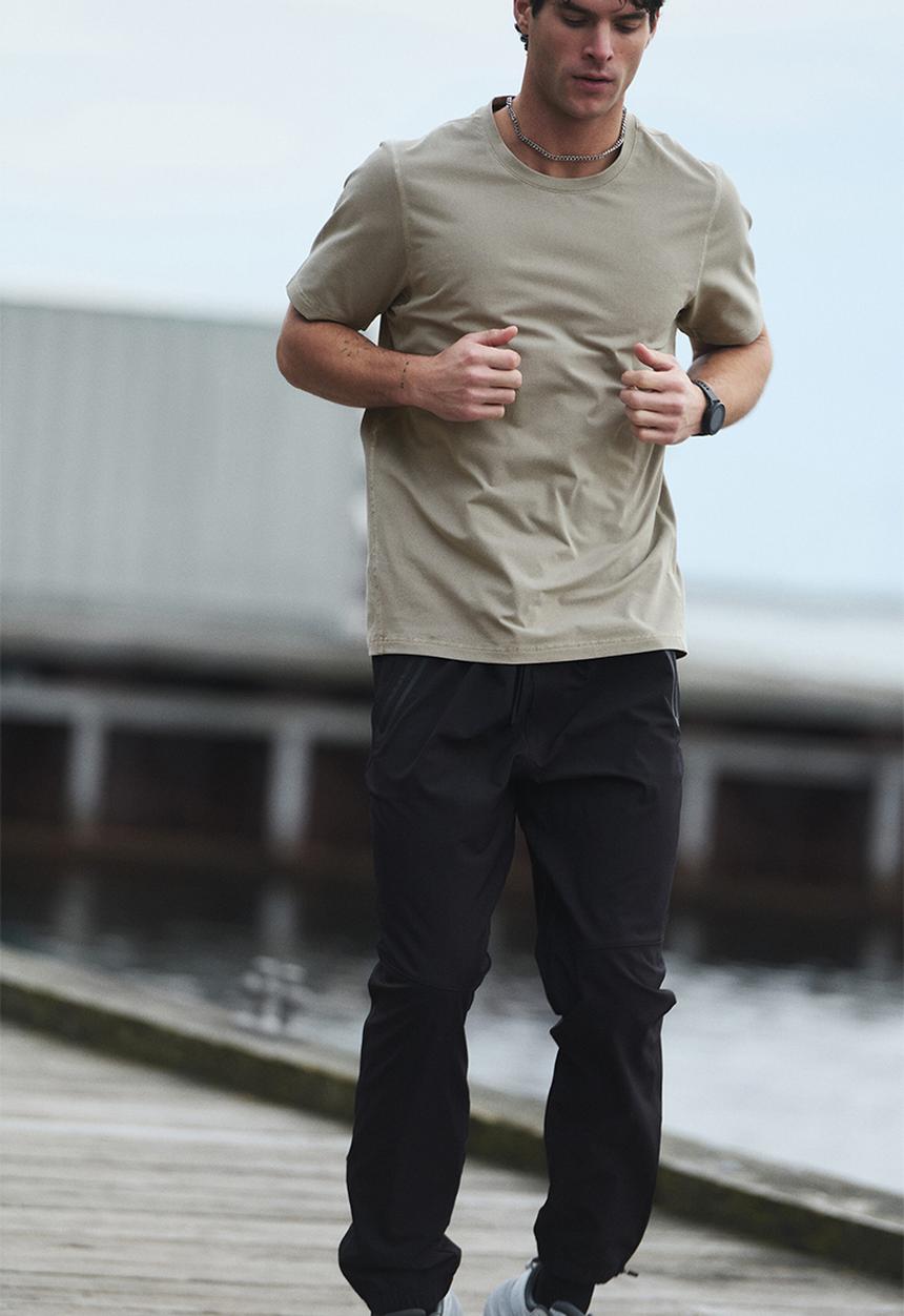 H&M - Running t-shirt with drymove. - dark beige