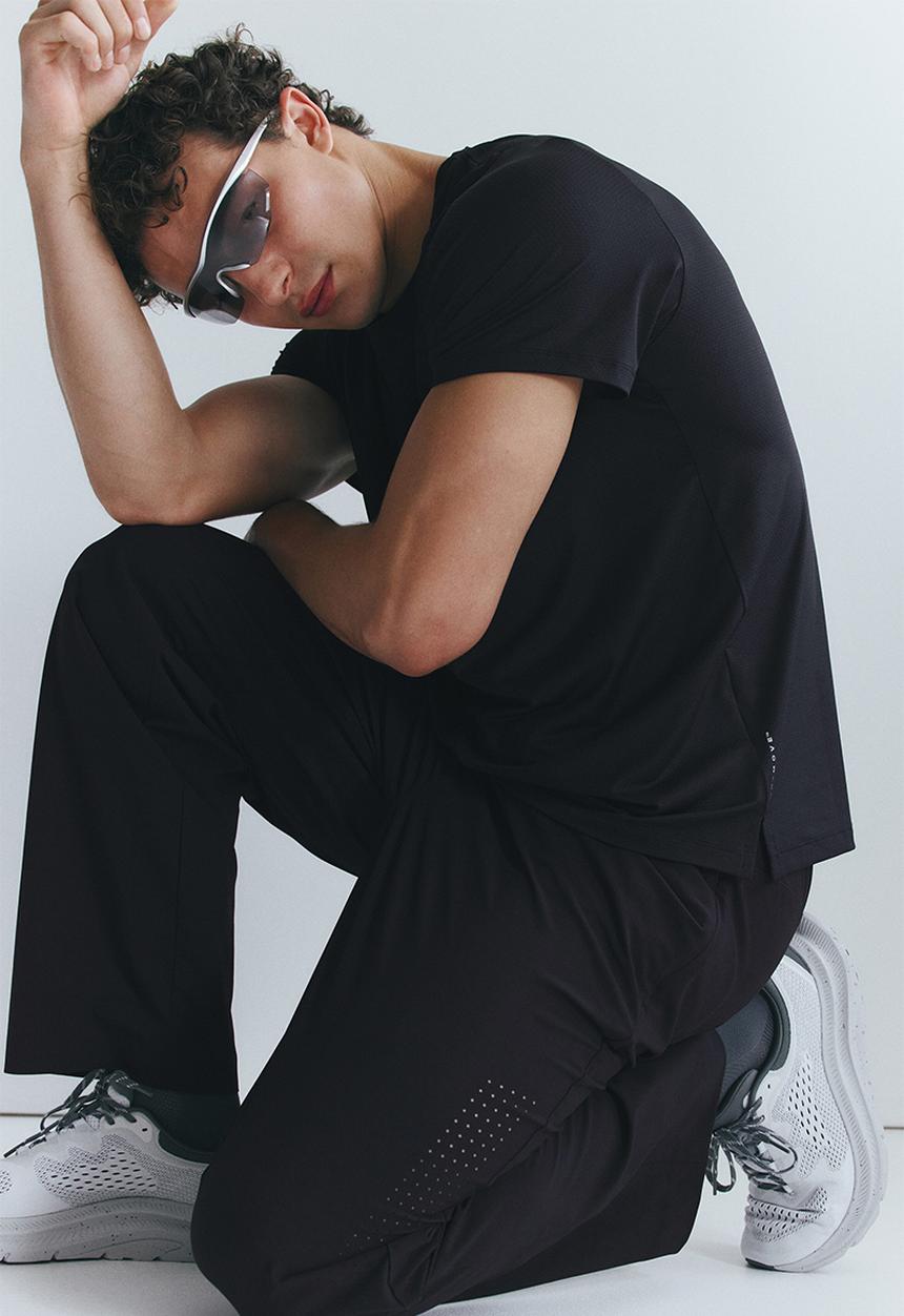 H&M - Regular fit track pants with drymove™ - black