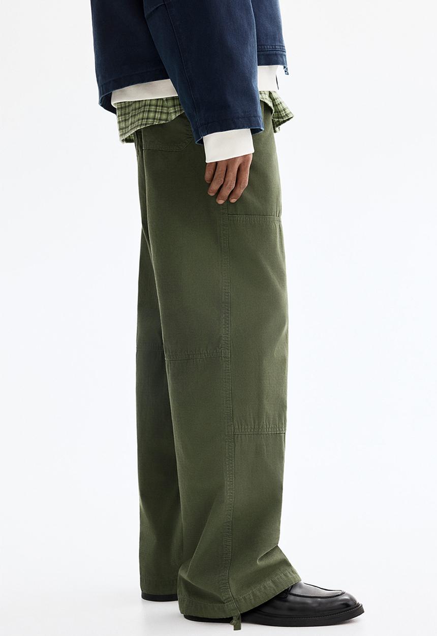 H&M - Relaxed fit trousers - khaki green
