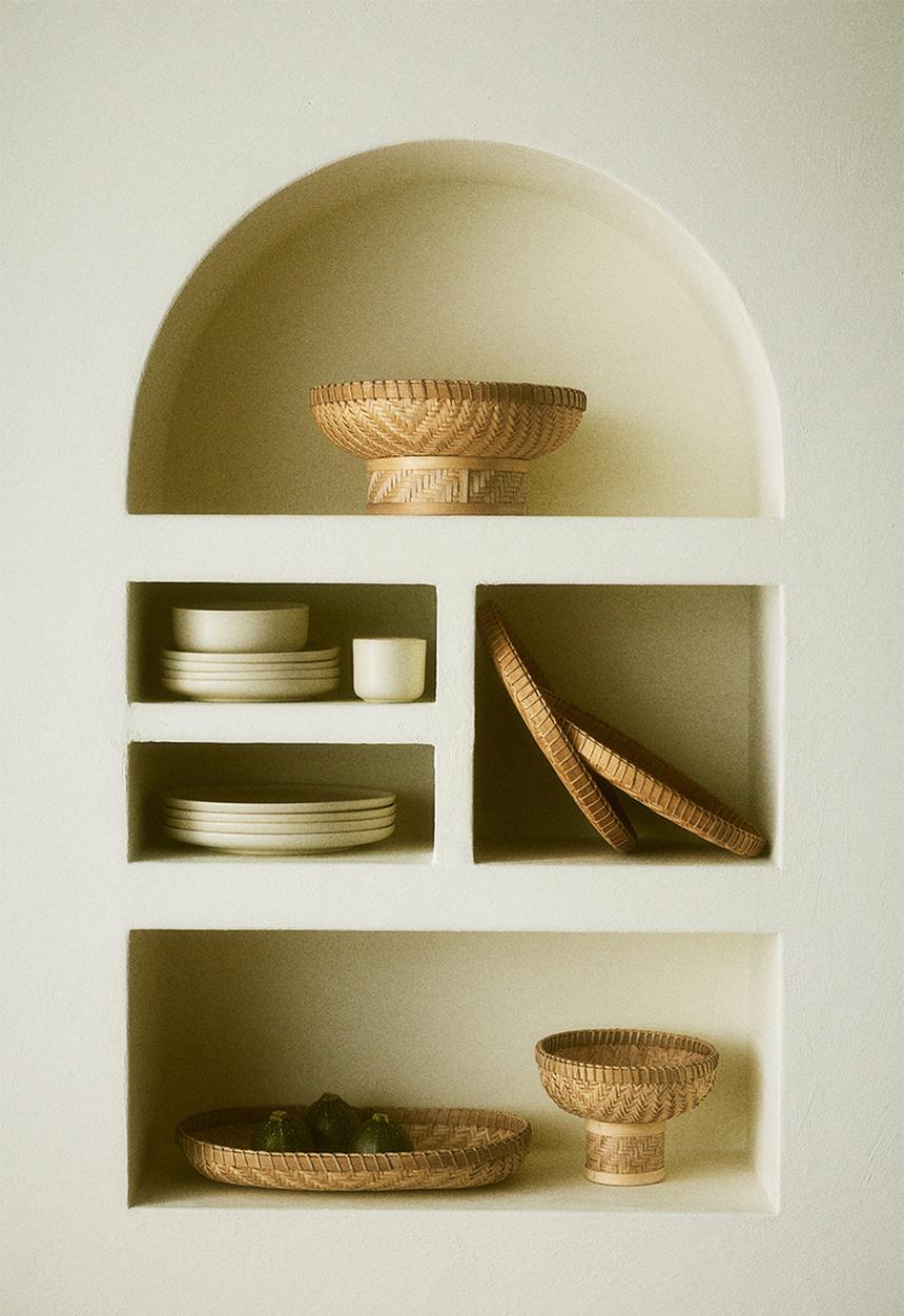 H&M - Footed bamboo serving bowl - beige