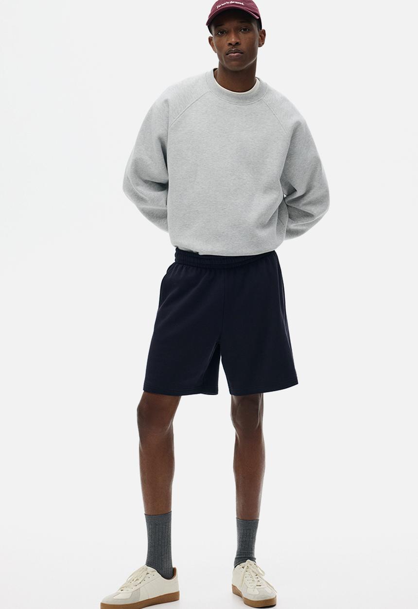H&M - Regular fit sweatshorts - navy blue