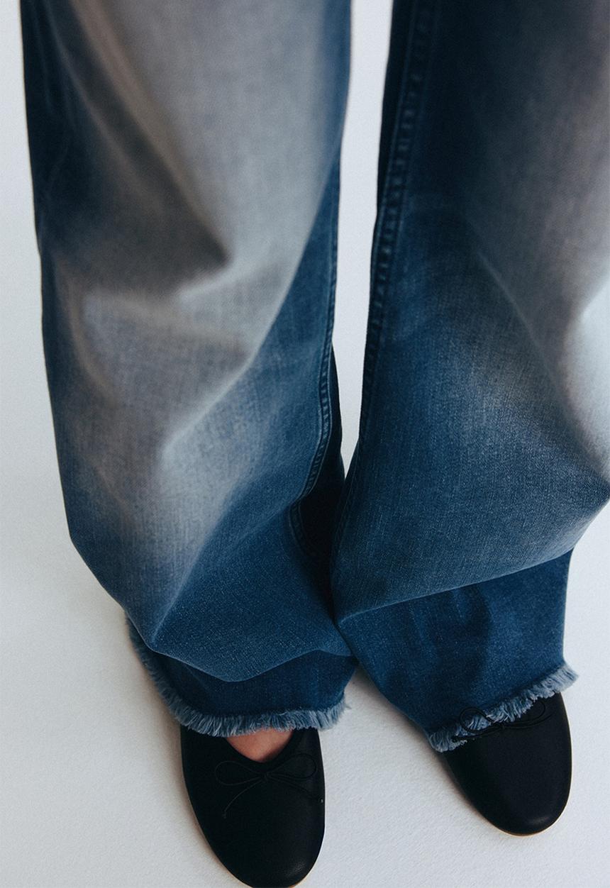 H&M - Baggy fit bootcut leg jeans - denim blue
