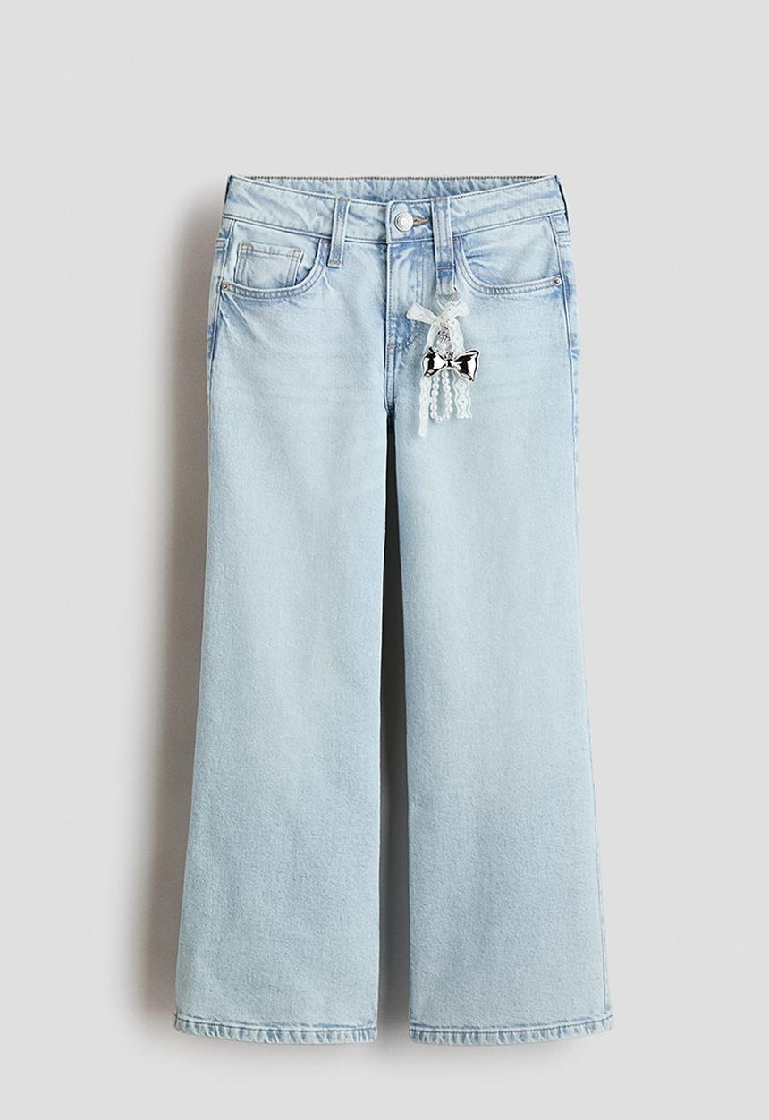 H&M - Baggy fit bootcut leg jeans - light denim blue/bow