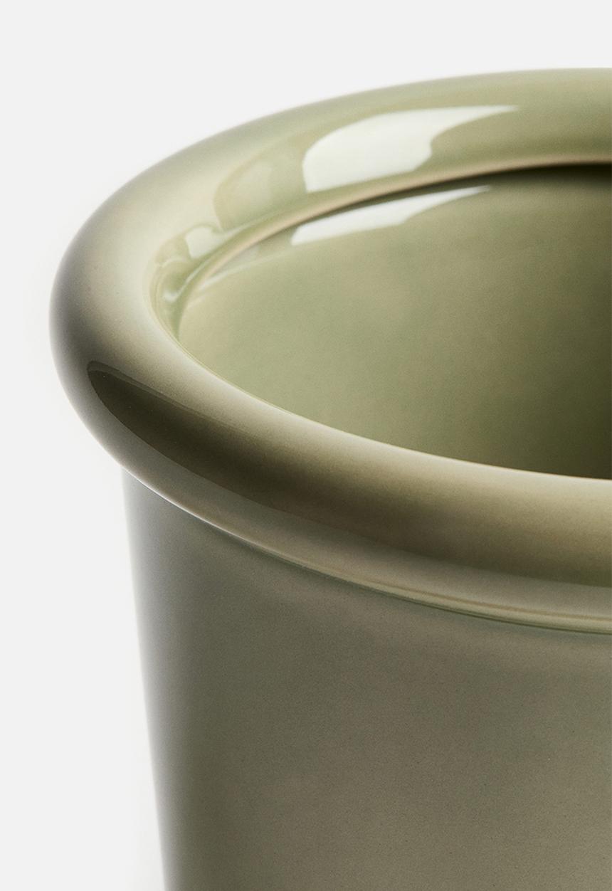 H&M - Stoneware plant pot with saucer - light green