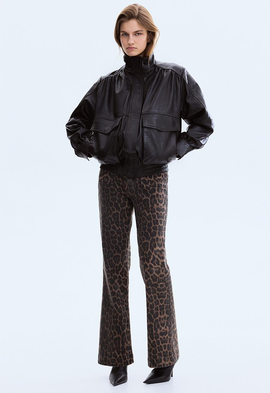 H&M - Flared high jeans - brown/leopard print