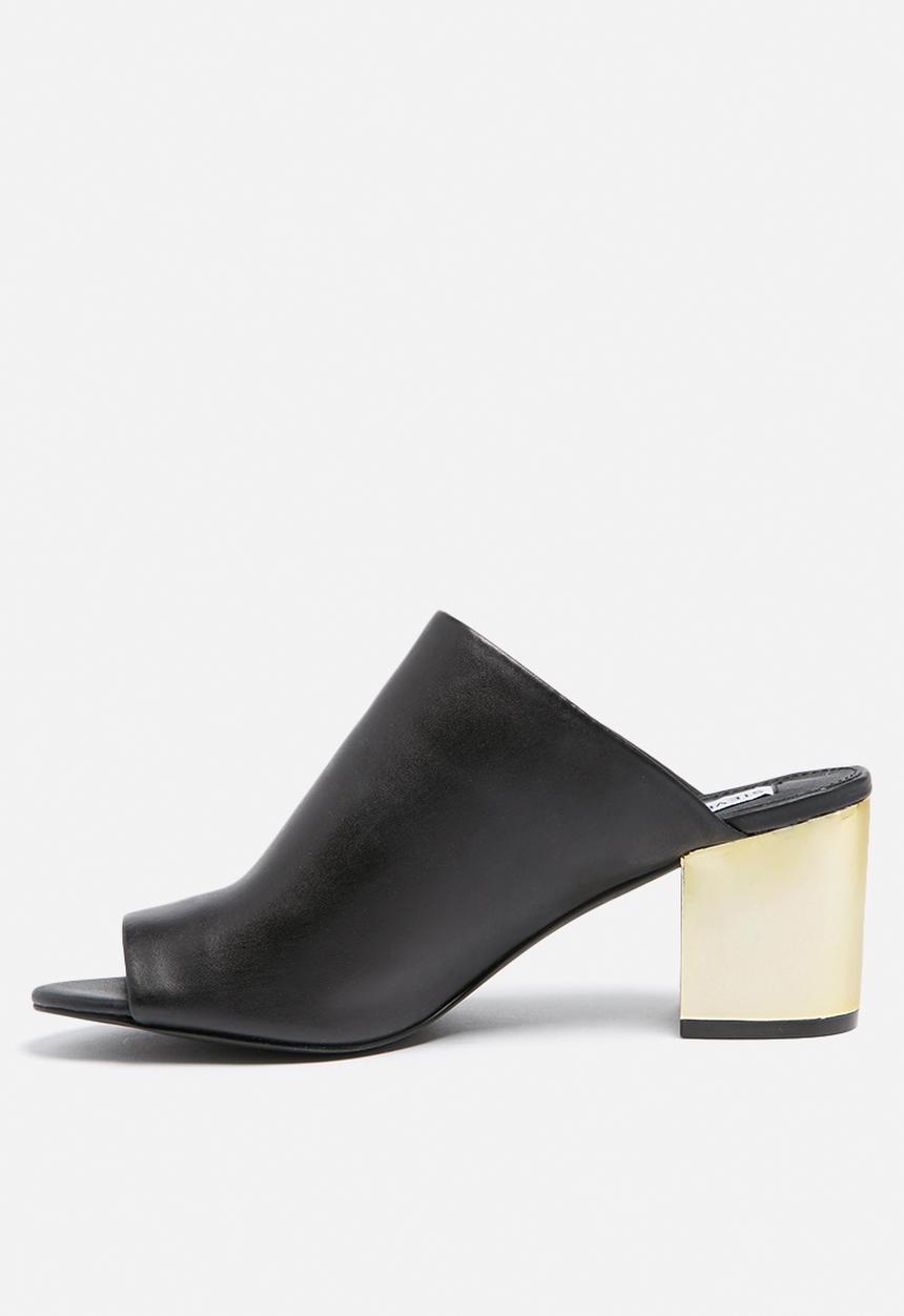 Steve Madden - Infinity