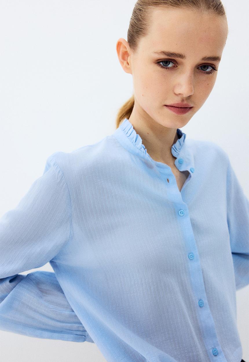 H&M - Frill-collared blouse - light blue
