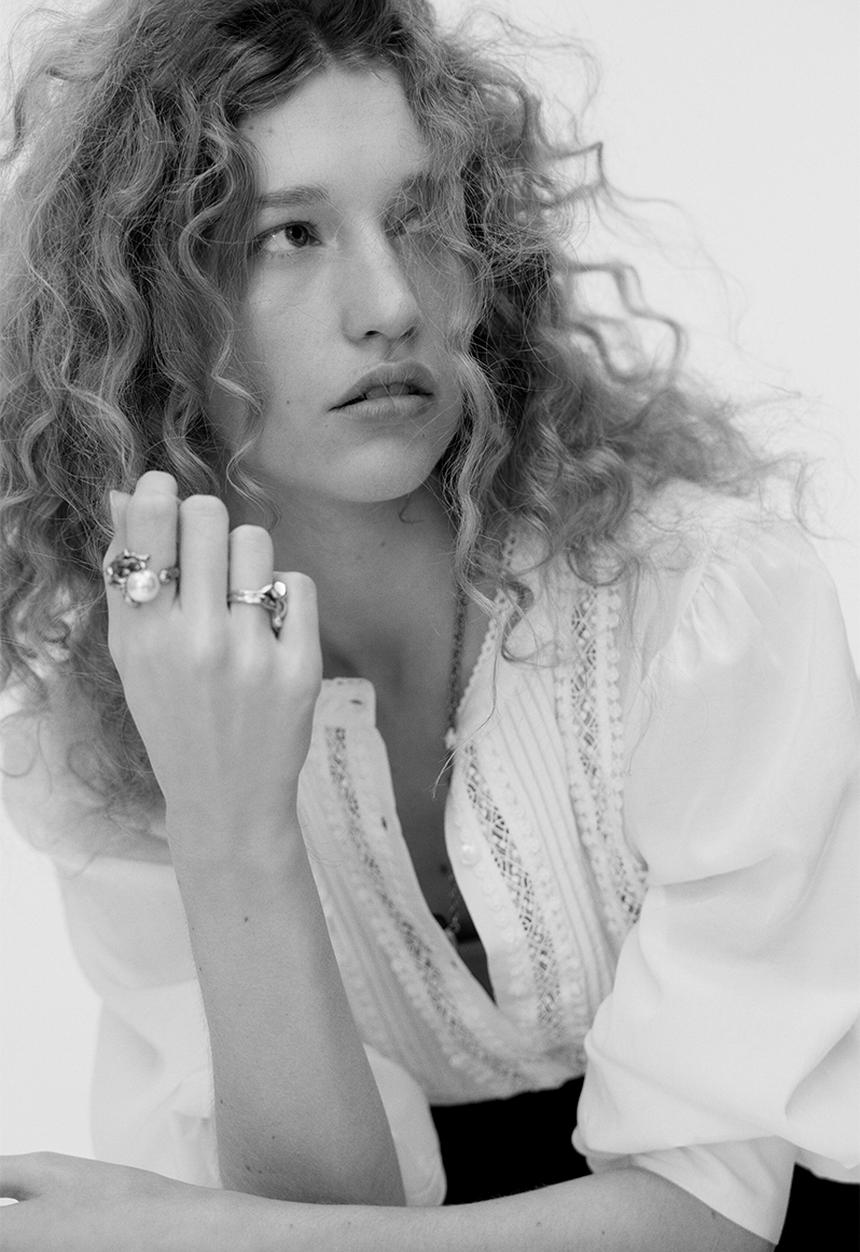 H&M - Pintucked blouse - white