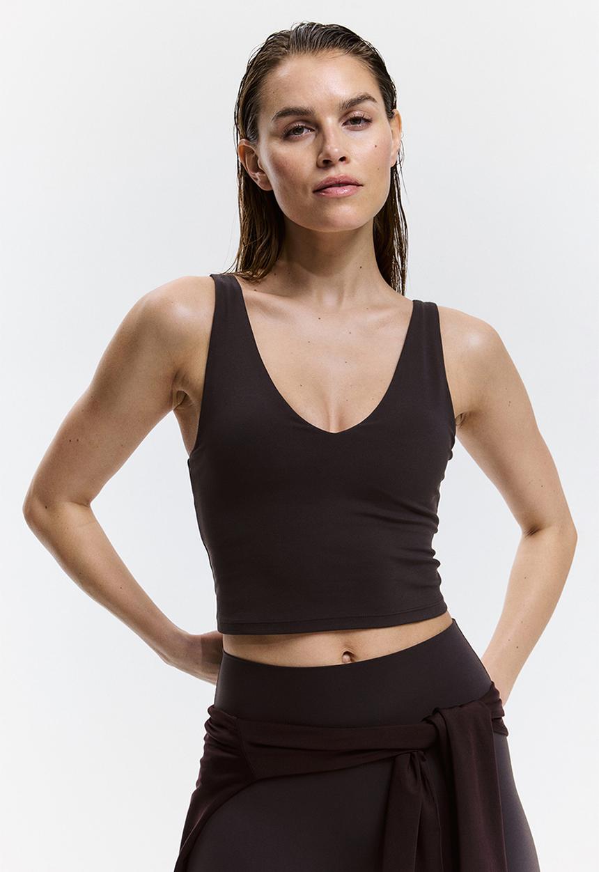 H&M - Cropped sports top with softmove™ - coffee bean brown