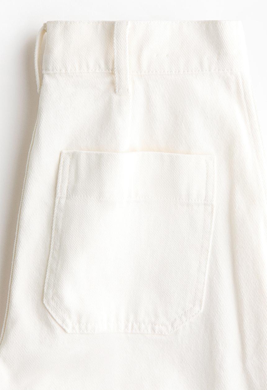 H&M - Straight leg high waist jeans - white/leopard print