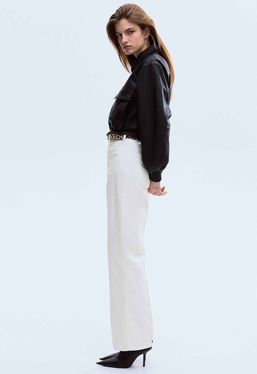 H&M - Straight leg high waist jeans - white/leopard print