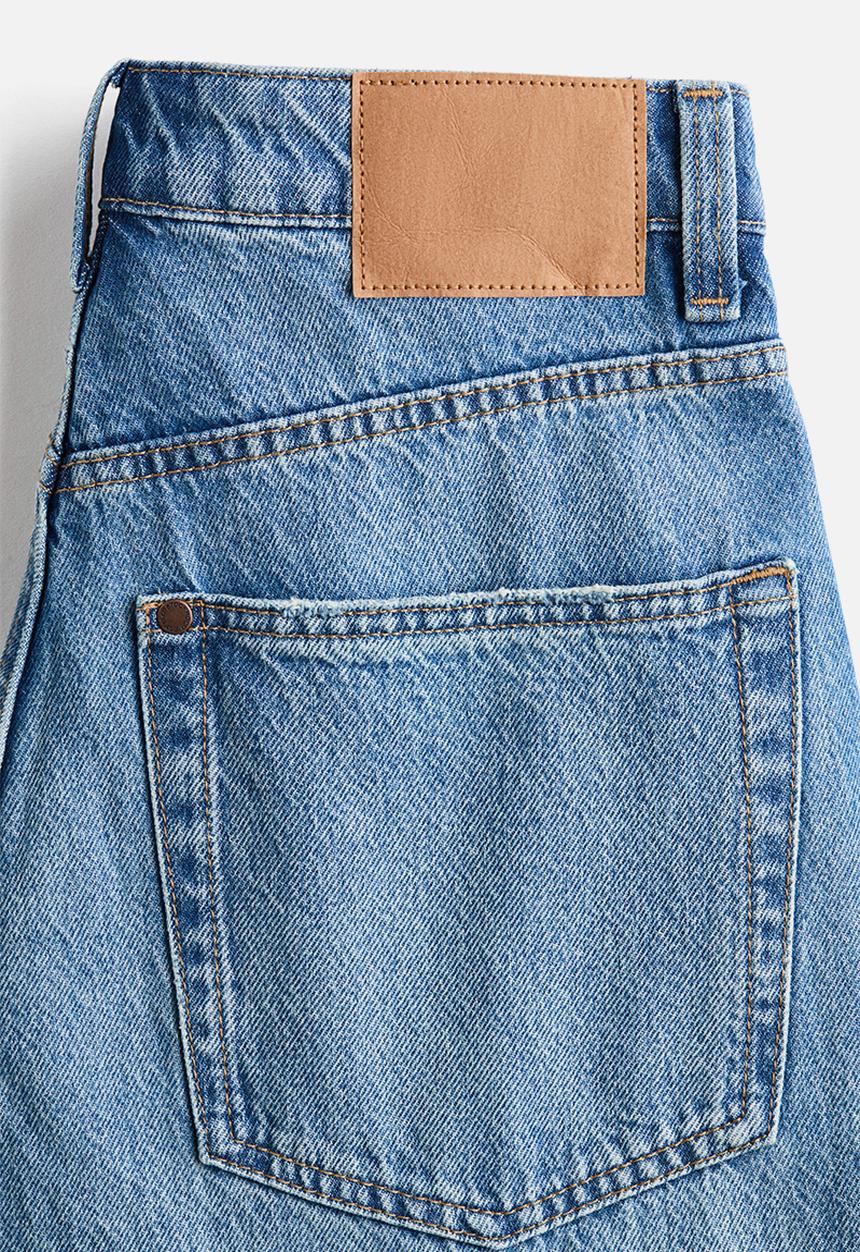 H&M - Curvy fit baggy high waist jeans - light denim blue