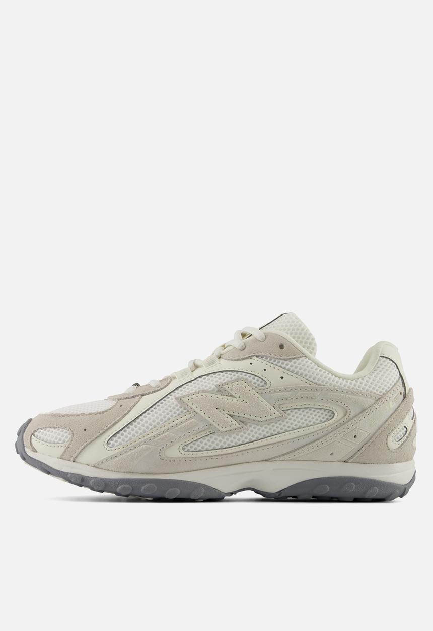 New Balance  - 204L