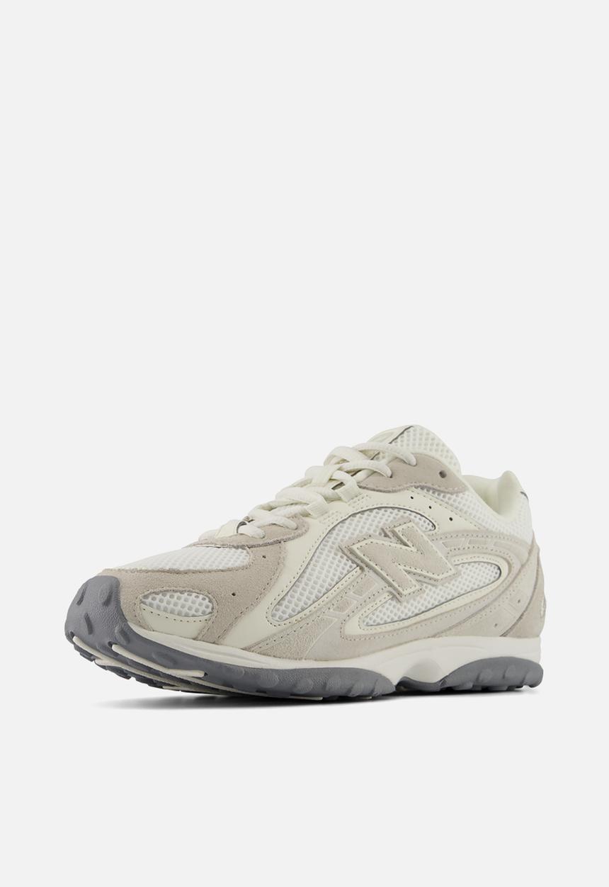 New Balance  - 204L