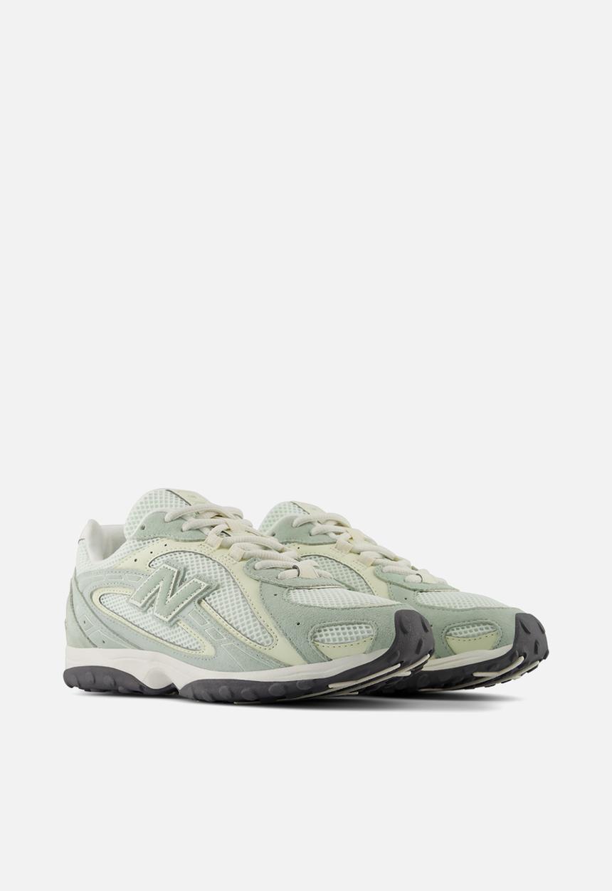 New Balance  - 204L