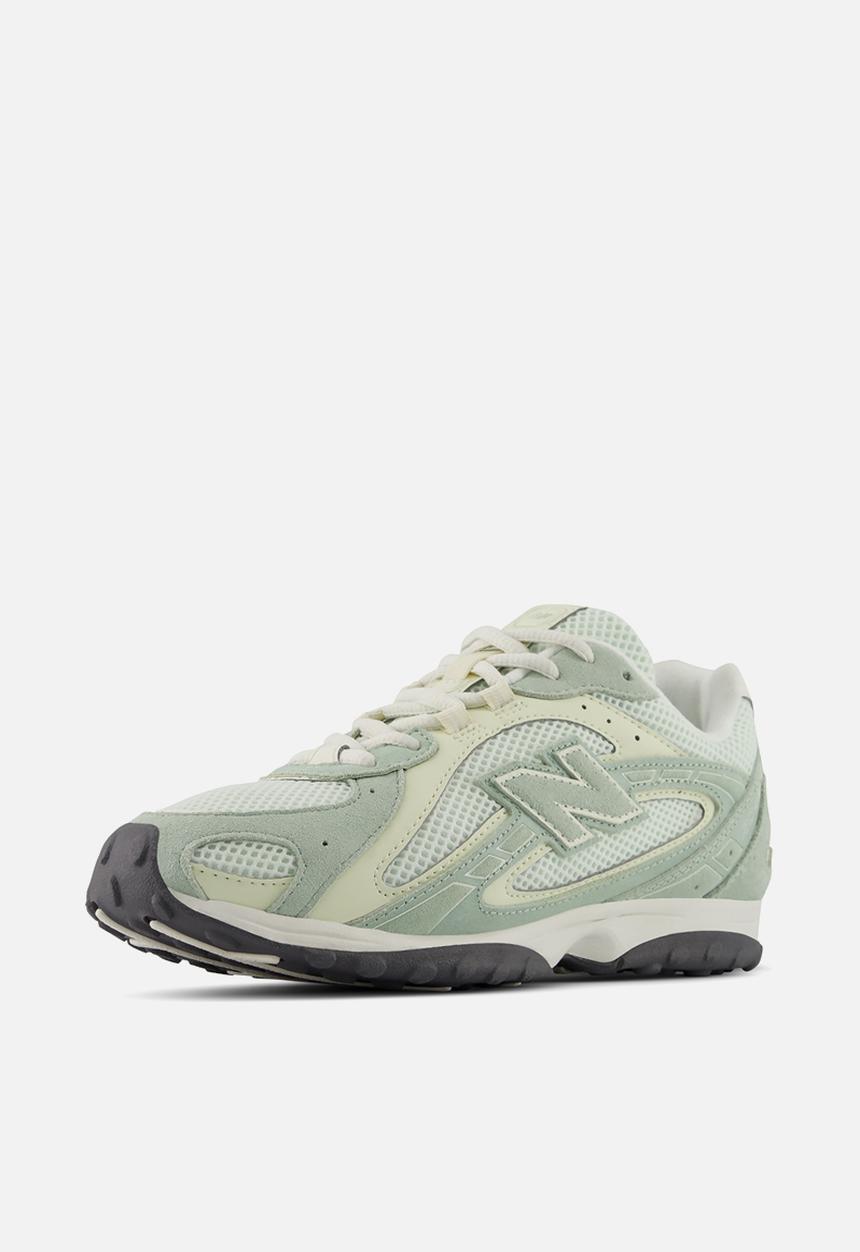 New Balance  - 204L