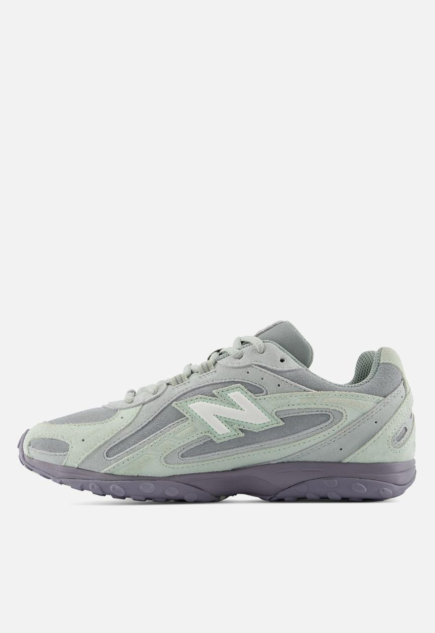 New Balance  - 204L