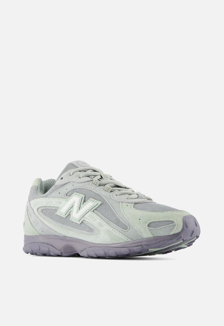 New Balance  - 204L