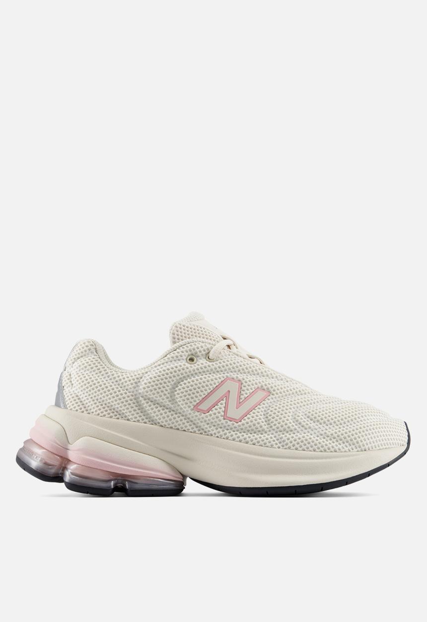 New Balance  - 5030