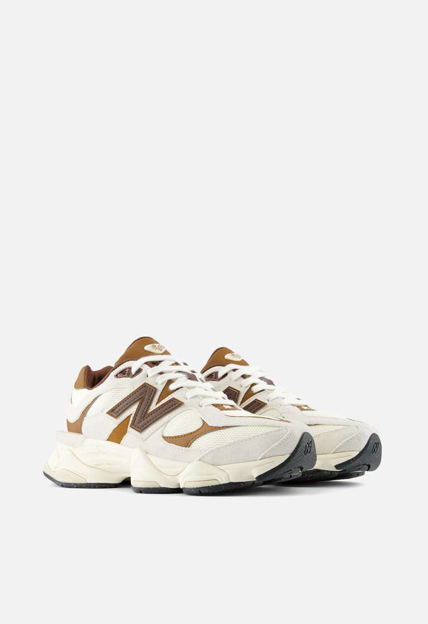 New Balance  - 9060