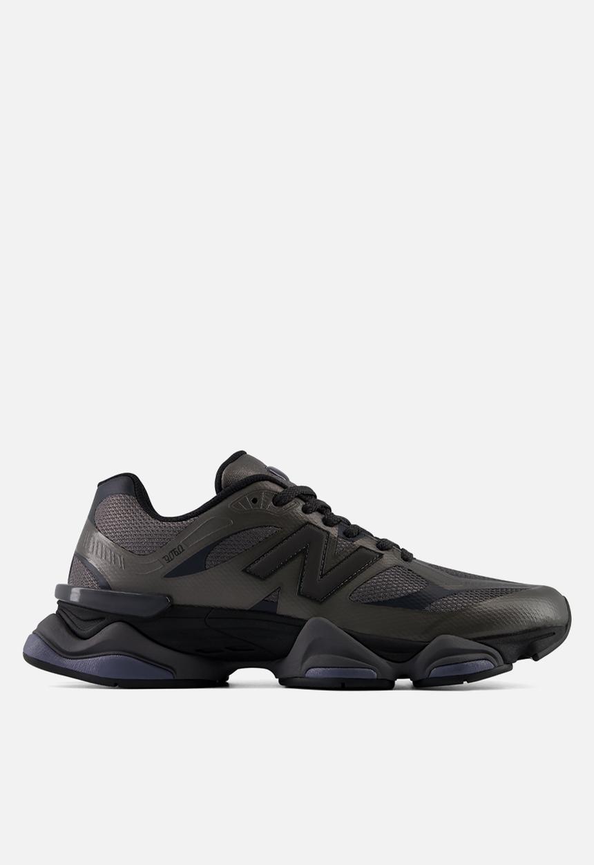 New Balance  - 9060