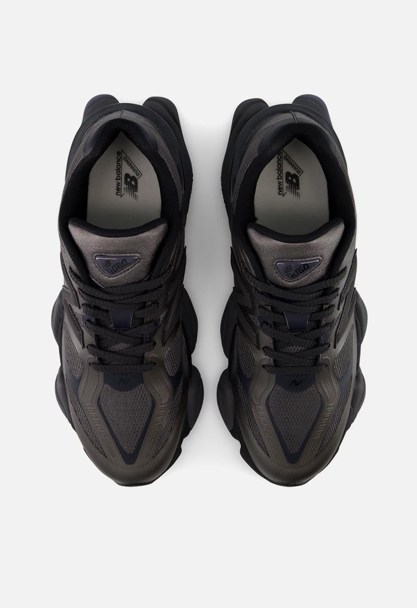 New Balance  - 9060