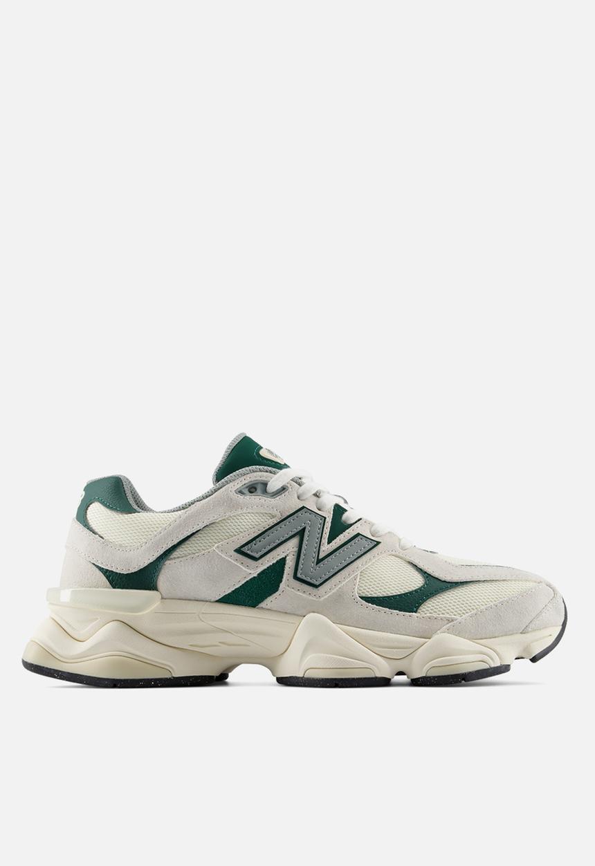 New Balance  - 9060