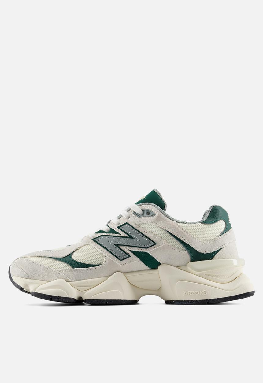 New Balance  - 9060