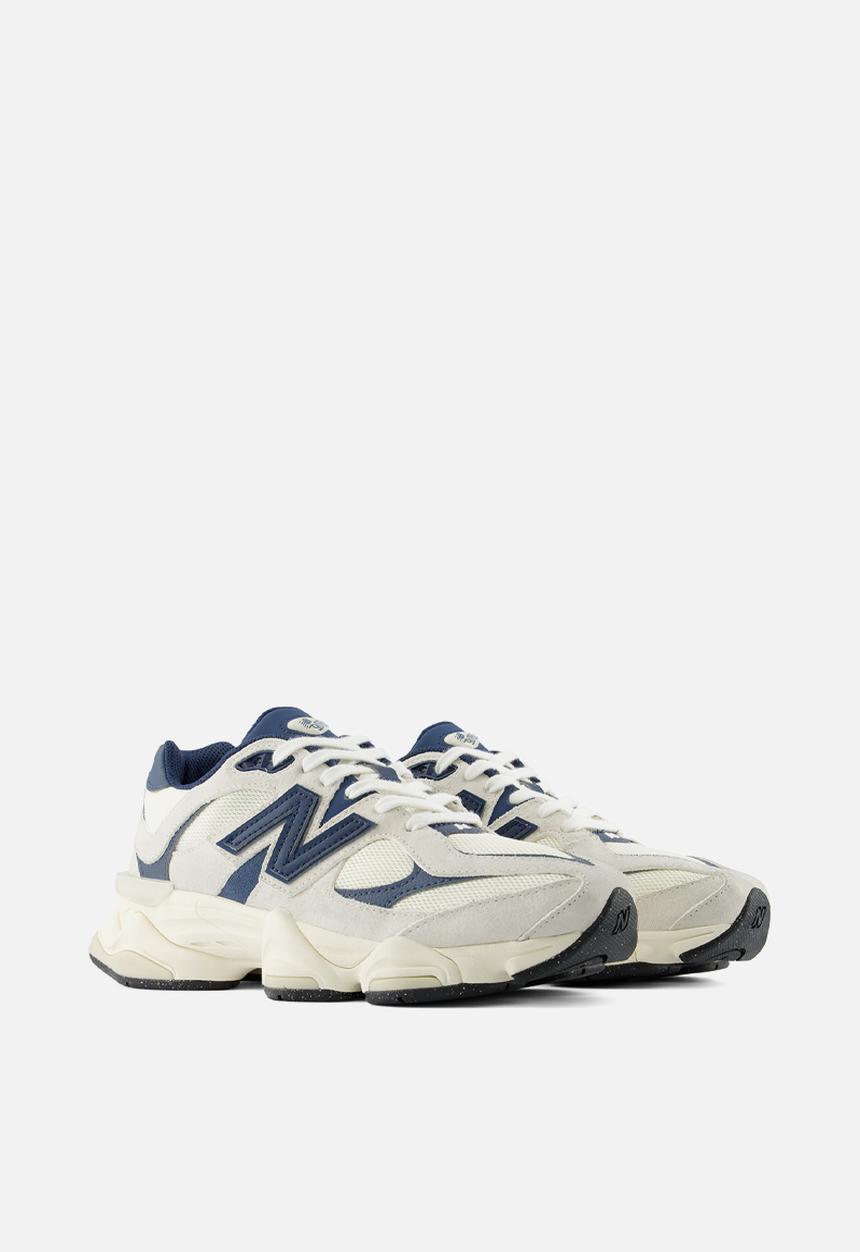 New Balance  - 9060