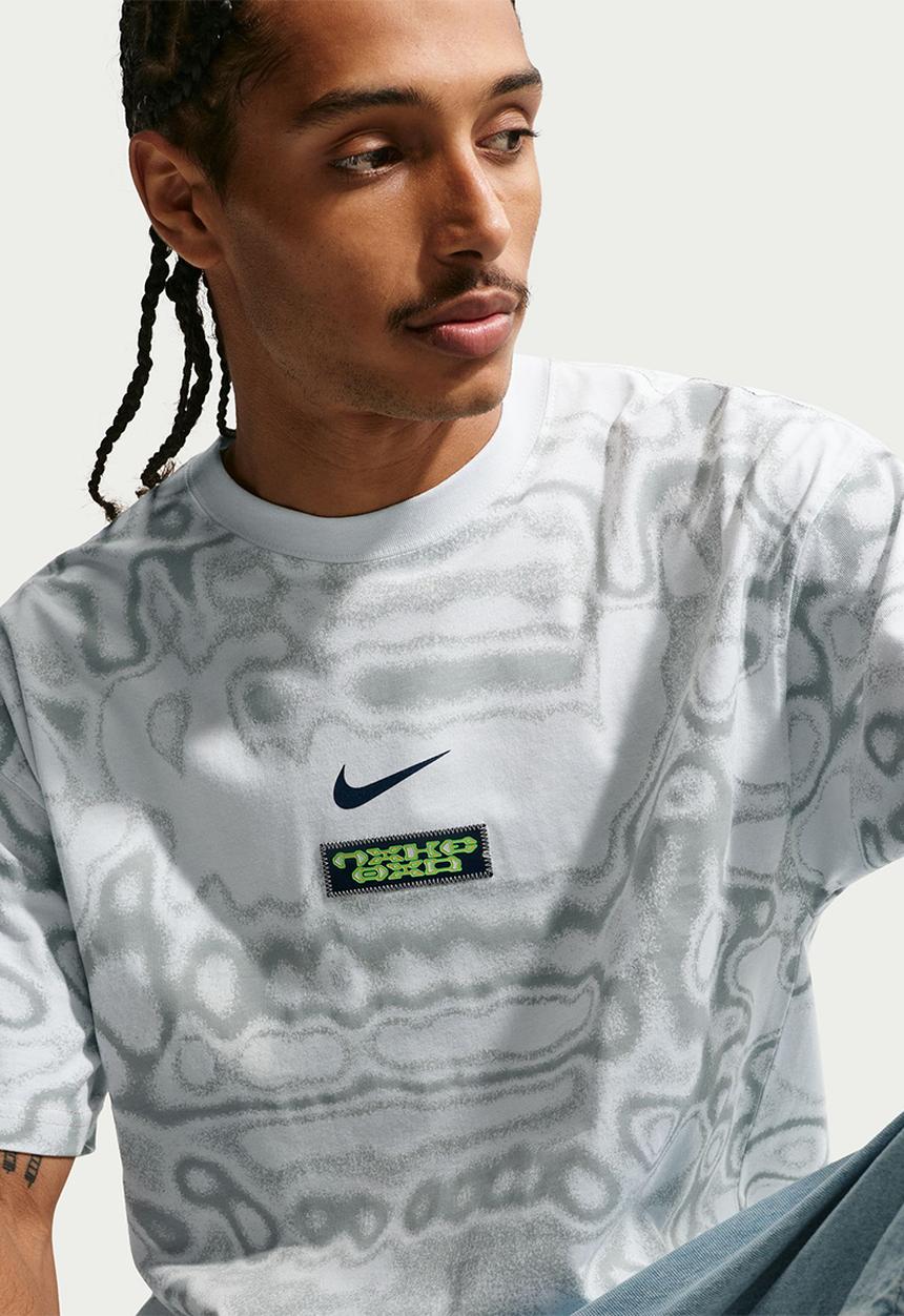 Nike - NSW Air Max Day All-Over Print  T-Shirt- Off white