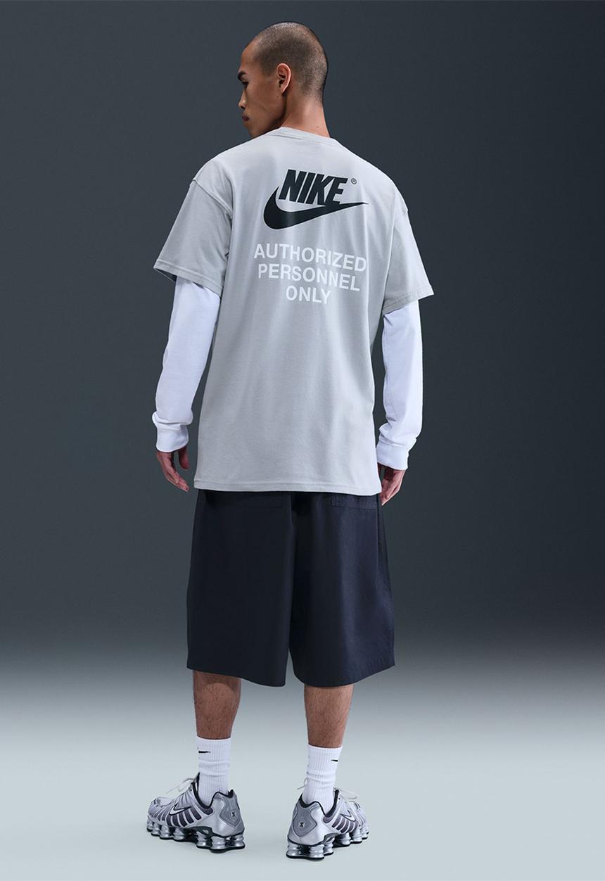 Nike - NSW "Authorized Personnel Only" Graphic Tee- Wolf Grey 