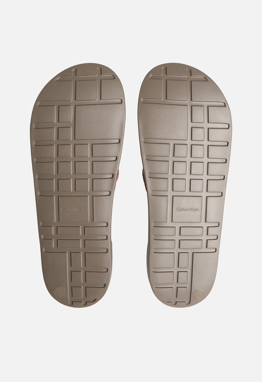 Calvin Klein - Ess Slide Institutional Cv - Morel/Punch Pink