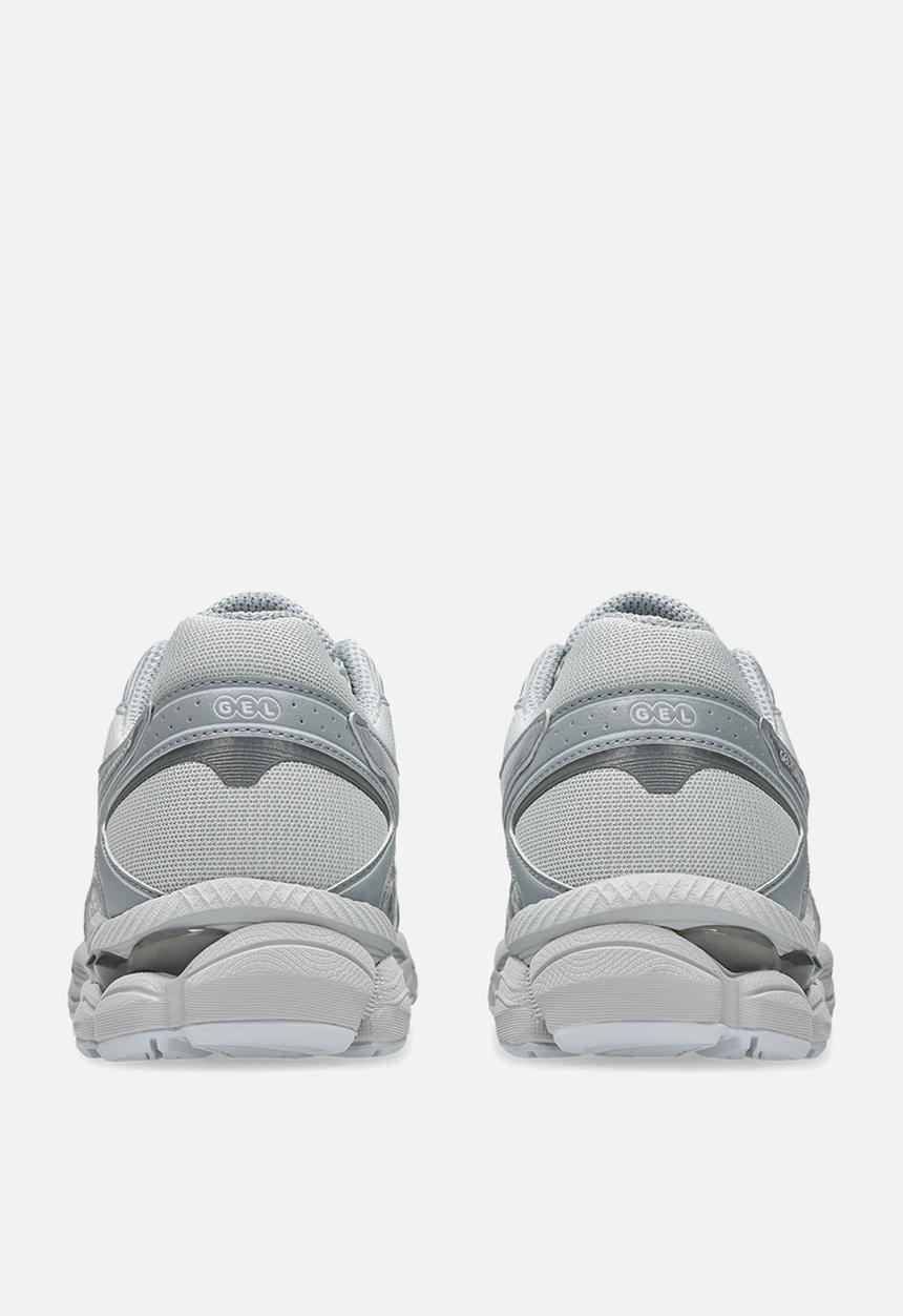 ASICS - GEL-CUMULUS 16