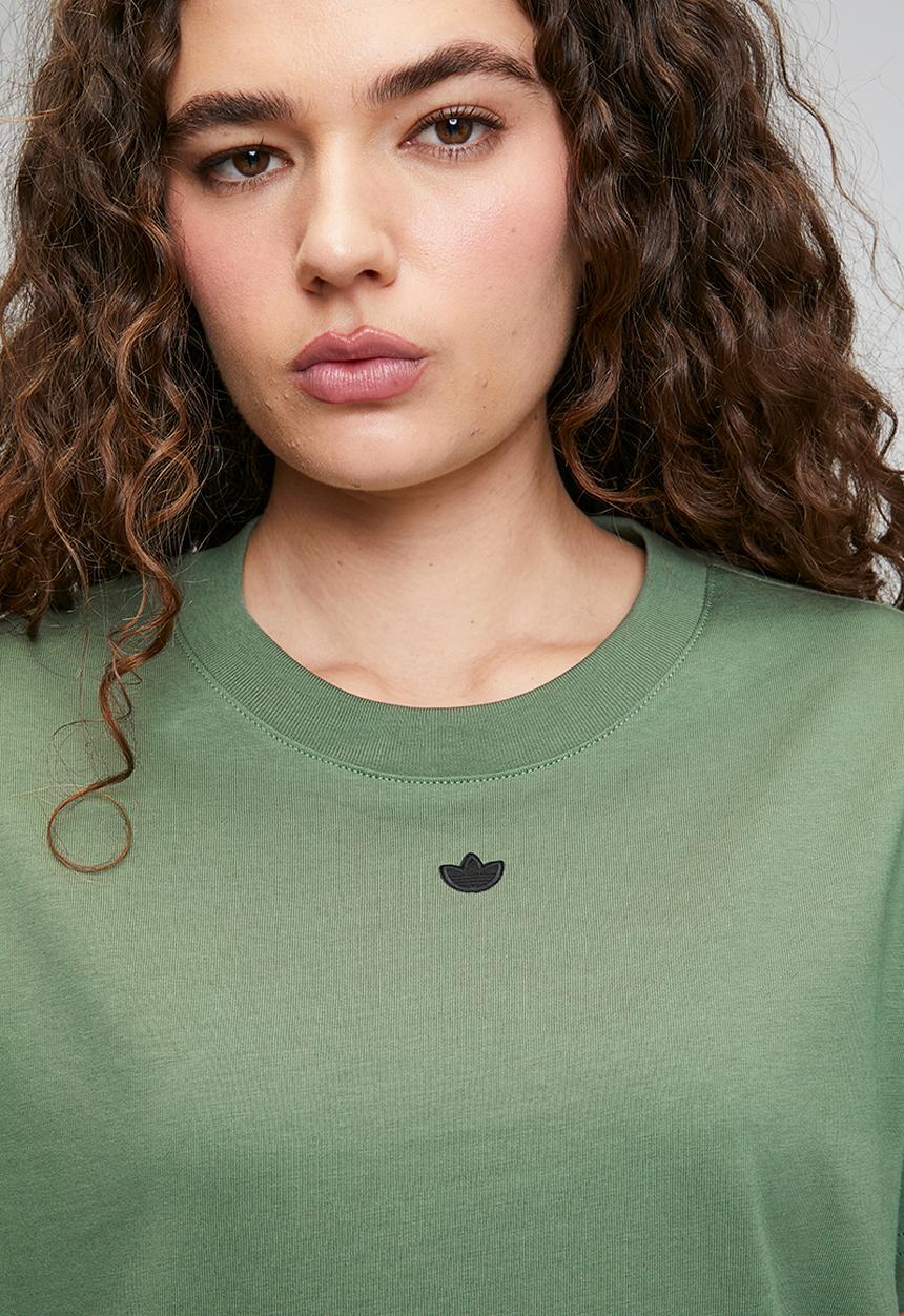 adidas Originals - Ess Trf Tee W S26 - Trace Green