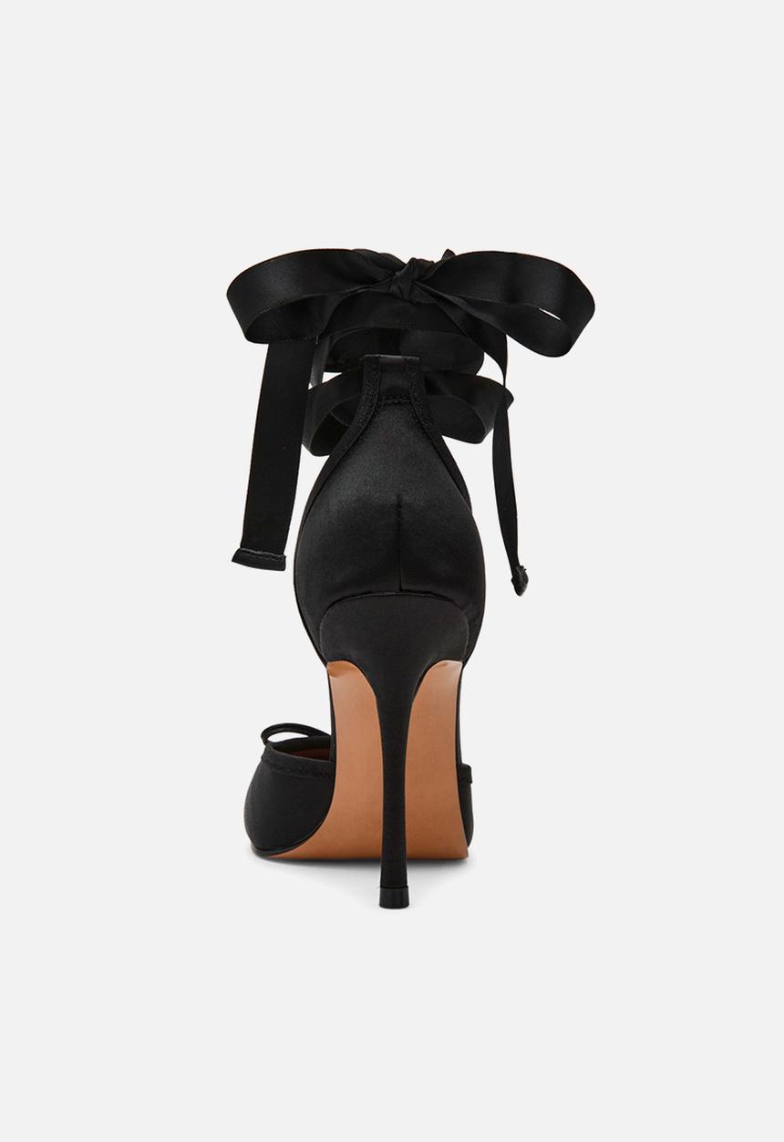 Steve Madden - Larina square toe ankle strap - black satin